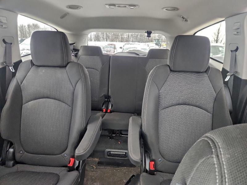 Photo 10 from auction – 2016 CHEVROLET TRAVERSE L with VIN 1GNKRGKD2GJ287697