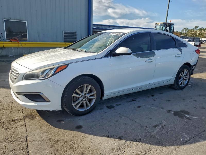 HYUNDAI SONATA SE 2017 with VIN 5NPE24AF4HH504611 - Photo from auction