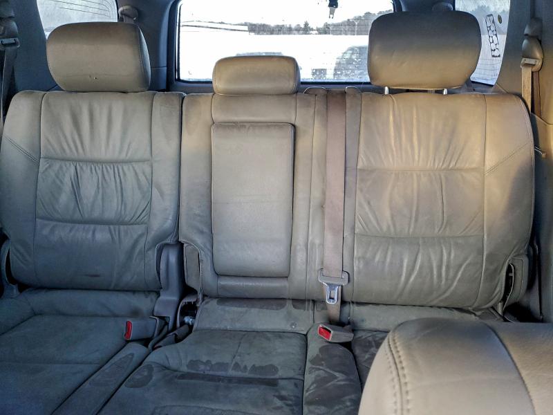 Photo 10 from auction – 2005 TOYOTA SEQUOIA LI with VIN 5TDBT48A55S249127