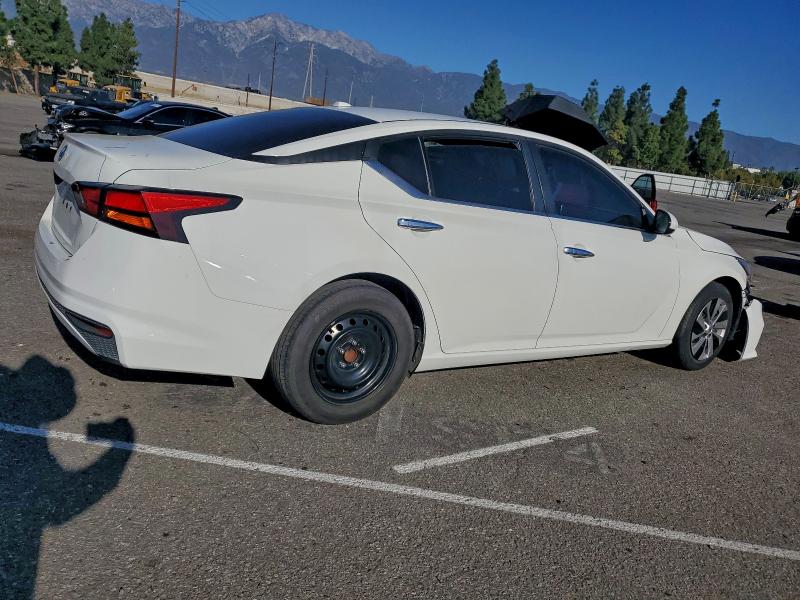 Photo 3 from auction – 2019 NISSAN ALTIMA S with VIN 1N4BL4BVXKC233889