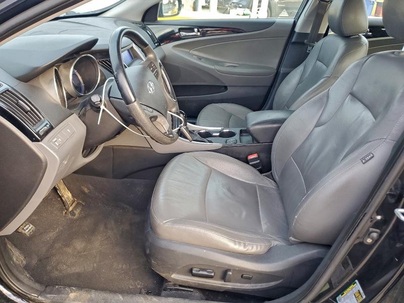 Photo 7 from auction – 2011 HYUNDAI SONATA SE with VIN 5NPEC4AC9BH129678