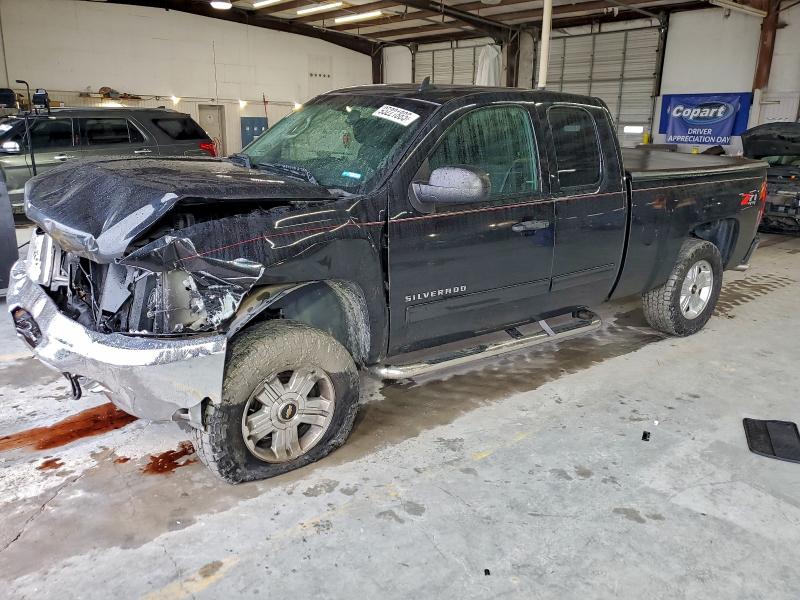 CHEVROLET SILVERADO 2013 with VIN 1GCRKSE75DZ394308 - Photo from auction