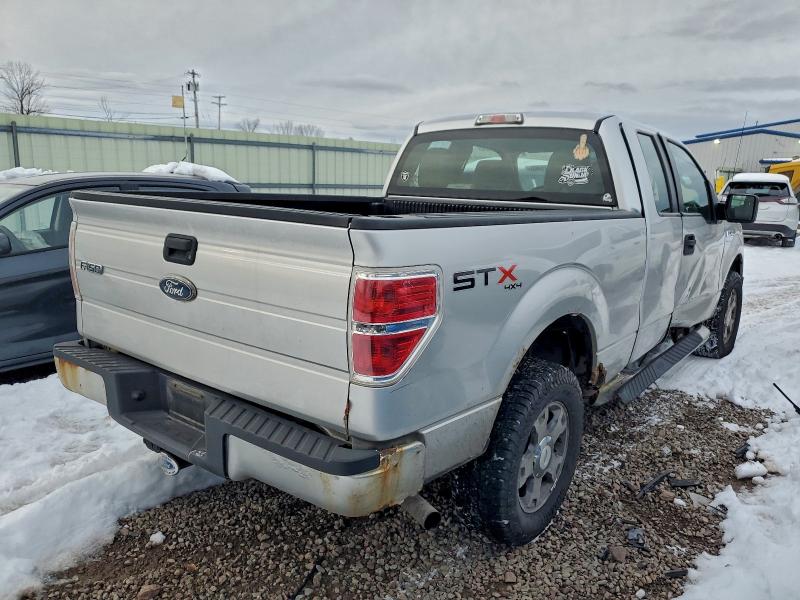 Photo 3 from auction – 2010 FORD F150 SUPER with VIN 1FTEX1E87AFC27044