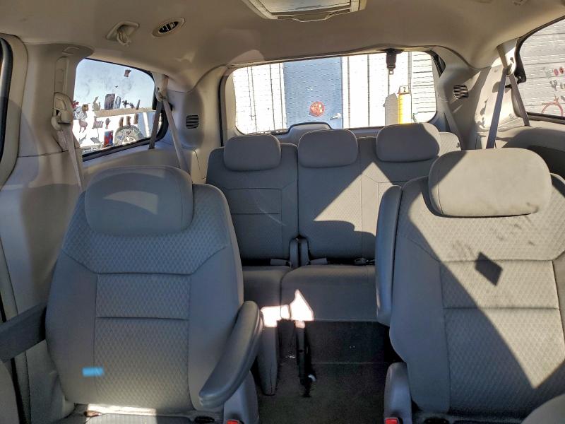 Photo 10 from auction – 2010 DODGE GRAND CARA with VIN 2D4RN5D14AR177797