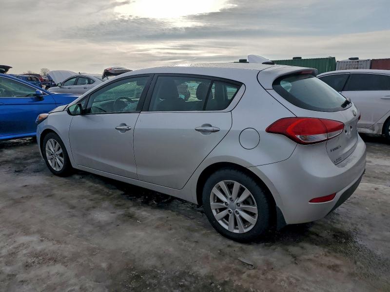 Photo 2 from auction – 2015 KIA FORTE EX with VIN KNAFX5A82F5294937
