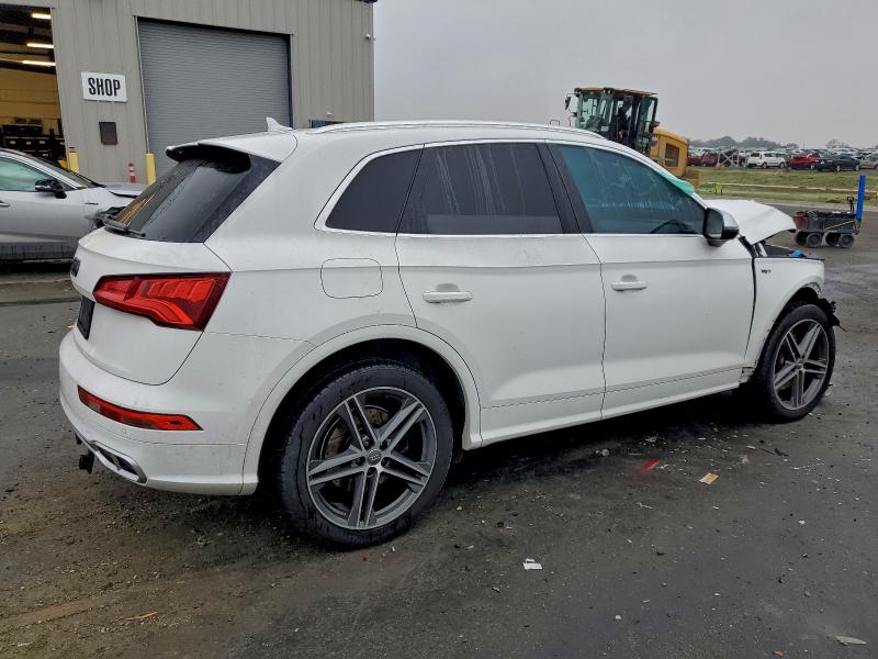 Photo 3 from auction – 2018 AUDI SQ5 PREMIU with VIN WA1A4AFY3J2166556