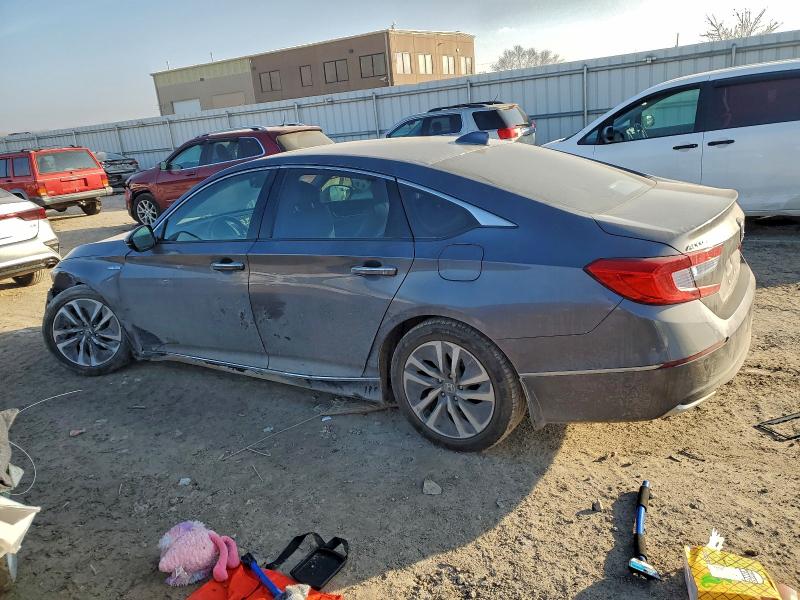 Photo 2 from auction – 2018 HONDA ACCORD with VIN 1HGCV3F98JA014621