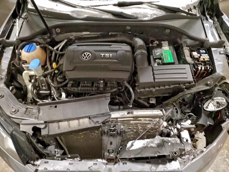 Photo 11 from auction – 2014 VOLKSWAGEN PASSAT S with VIN 1VWAS7A30EC051727