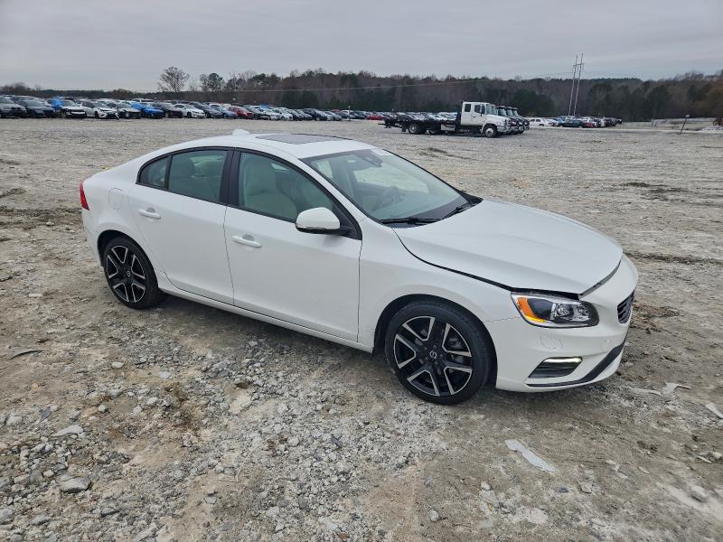Photo 4 from auction – 2017 VOLVO S60 with VIN YV126MFL9H2426442