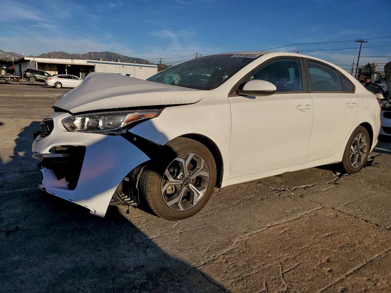 KIA FORTE FE 2019 with VIN 3KPF24AD0KE045740 - Photo from auction