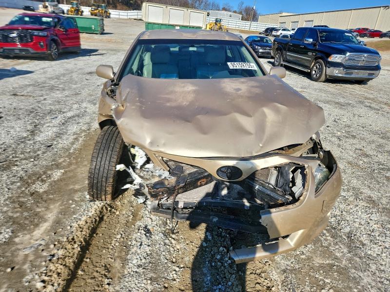 Photo 5 from auction – 2011 TOYOTA CAMRY BASE with VIN 4T1BF3EK0BU602844