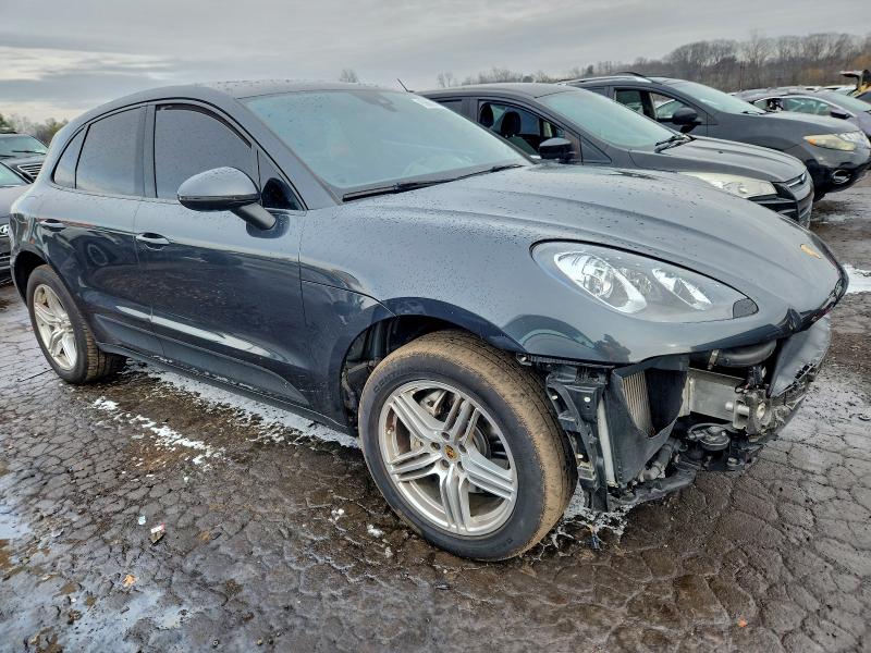 Photo 4 from auction – 2017 PORSCHE MACAN S with VIN WP1AB2A52HLB21254