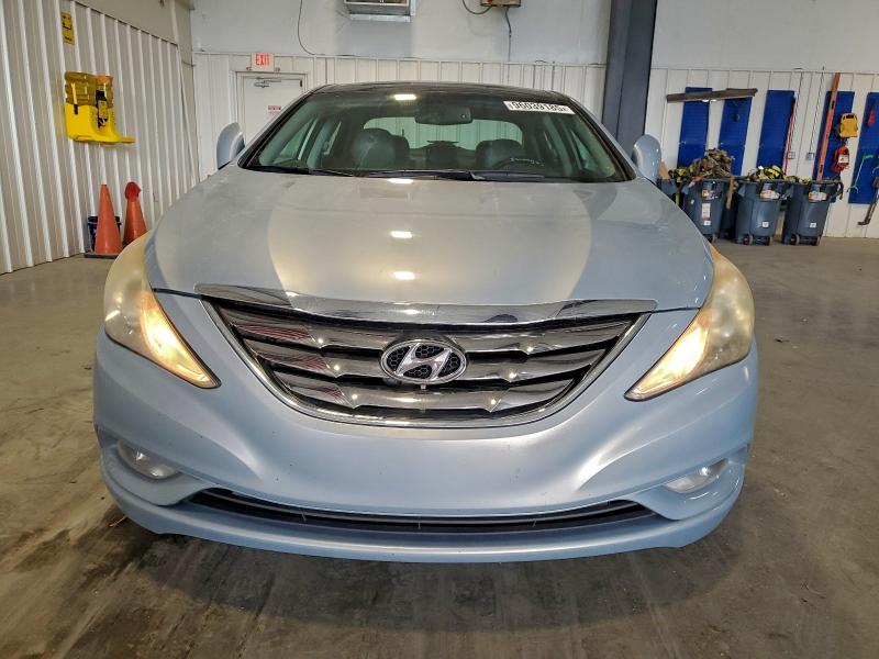 Photo 5 from auction – 2012 HYUNDAI SONATA SE with VIN 5NPEC4AC1CH464094