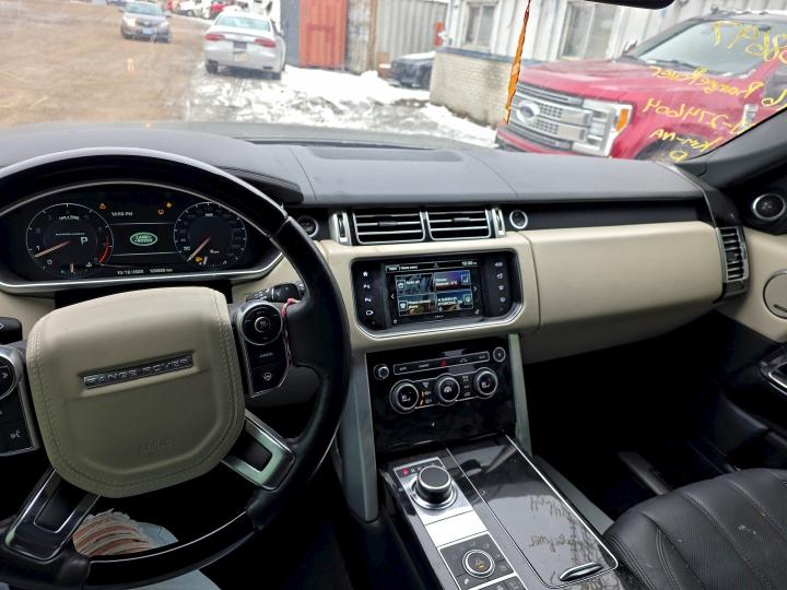 Photo 9 from auction – 2016 LAND ROVER RANGE ROVE with VIN SALGS3EF1GA274604