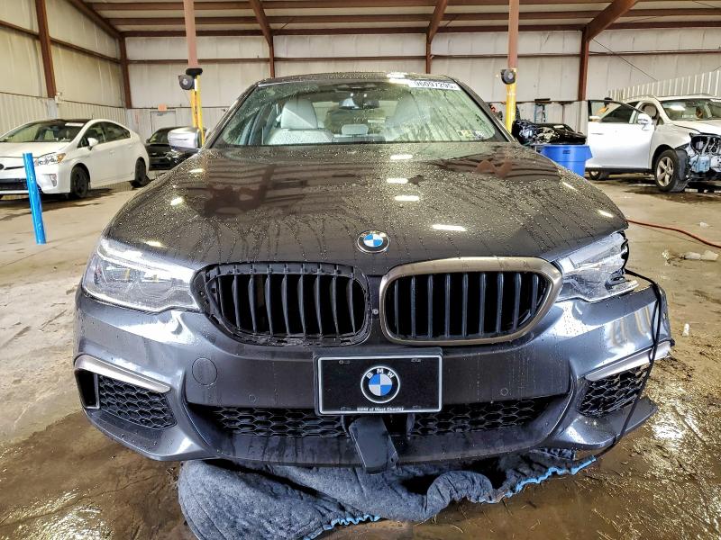 Photo 5 from auction – 2018 BMW M550XI with VIN WBAJB9C53JB036889