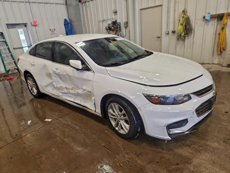 Photo 4 from auction – 2018 CHEVROLET MALIBU LT with VIN 1G1ZD5ST0JF110859