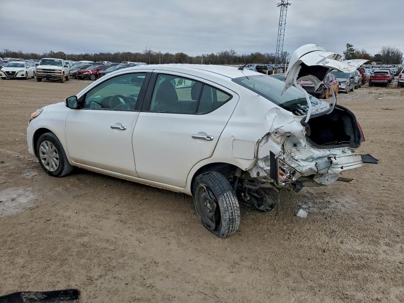 Zdjęcie 2 z aukcji – 2018 NISSAN VERSA S z VIN 3N1CN7AP1JK409057