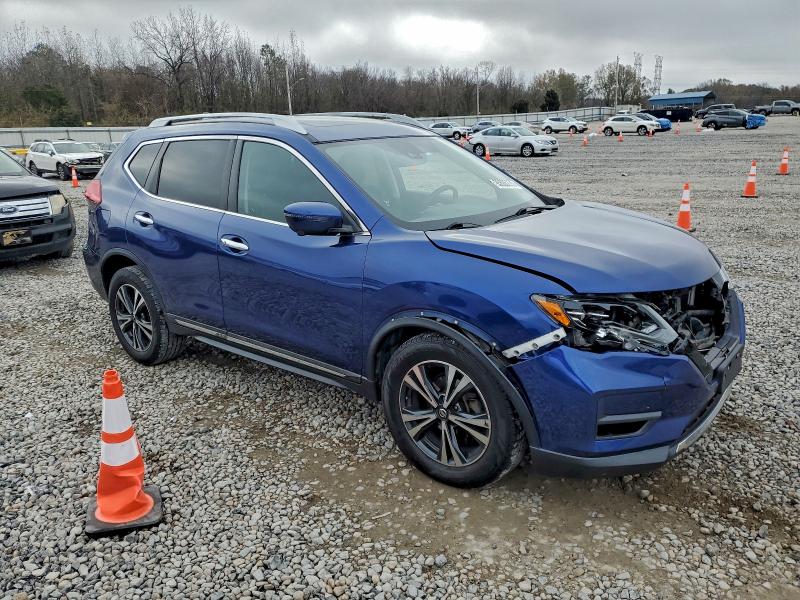 Photo 4 from auction – 2017 NISSAN ROGUE with VIN 5N1AT2MV2HC870903