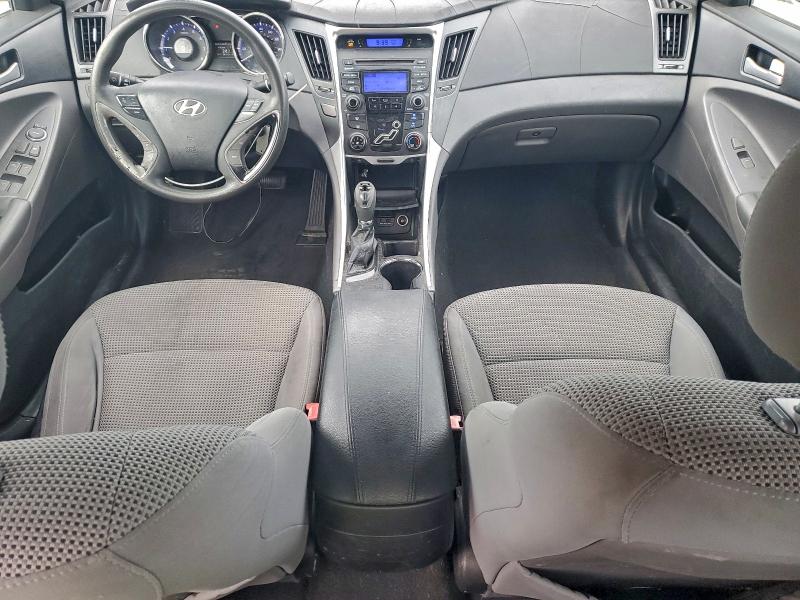 Photo 8 from auction – 2012 HYUNDAI SONATA GLS with VIN 5NPEB4AC4CH335124