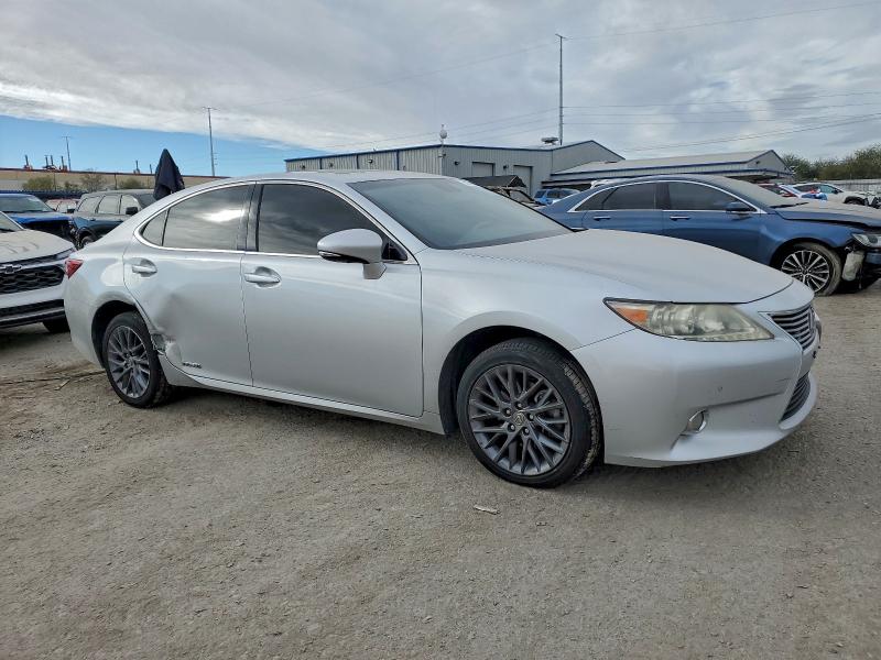 Photo 4 from auction – 2013 LEXUS ES 300H with VIN JTHBW1GG9D2008042