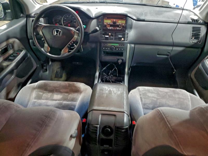 Photo 8 from auction – 2004 HONDA PILOT EX with VIN 2HKYF18454H611567