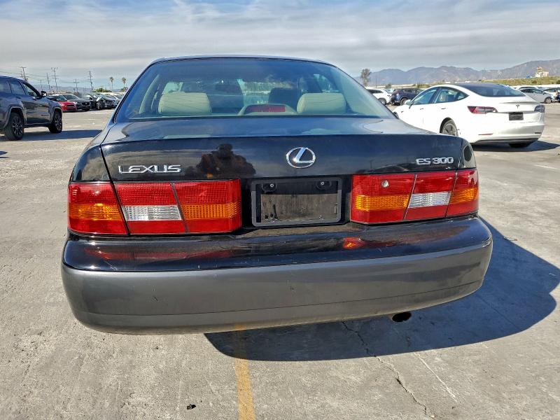 Photo 6 from auction – 1998 LEXUS ES 300 with VIN JT8BF28GXW5020545