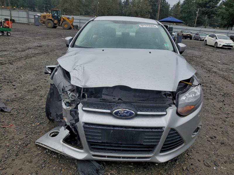 Photo 5 from auction – 2012 FORD FOCUS SE with VIN 1FAHP3F29CL470285