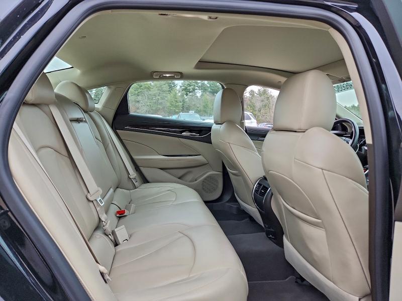 Photo 10 from auction – 2017 BUICK LACROSSE with VIN 1G4ZS5SS5HU139554