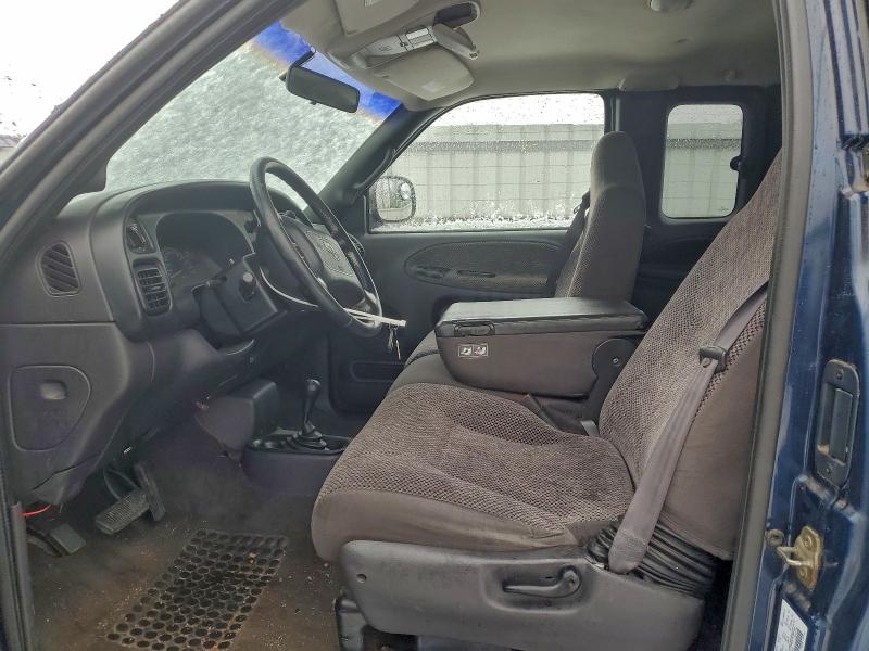 Photo 7 from auction – 2001 DODGE RAM 2500 with VIN 1B7KF23Z71J511584
