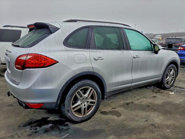 Photo 3 from auction – 2011 PORSCHE CAYENNE S with VIN WP1AB2A2XBLA48759