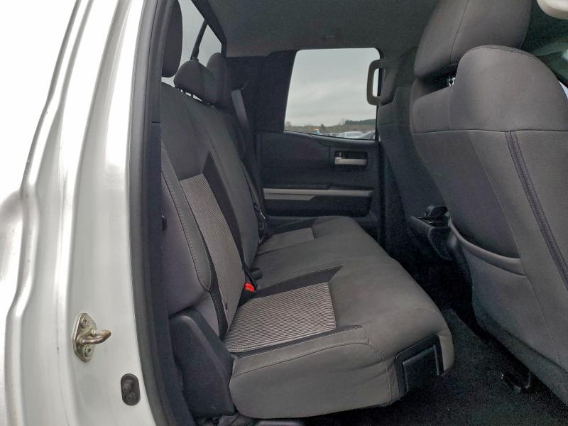 Photo 10 from auction – 2014 TOYOTA TUNDRA with VIN 5TFRY5F16EX158872