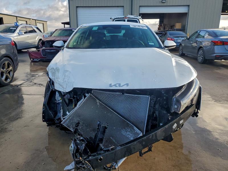Photo 5 from auction – 2025 KIA K4 with VIN 3KPFT4DE1SE064301