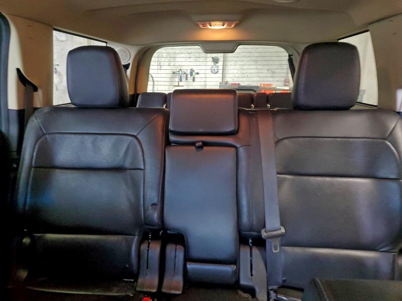 Photo 10 from auction – 2017 FORD FLEX LIMIT with VIN 2FMGK5D81HBA00987