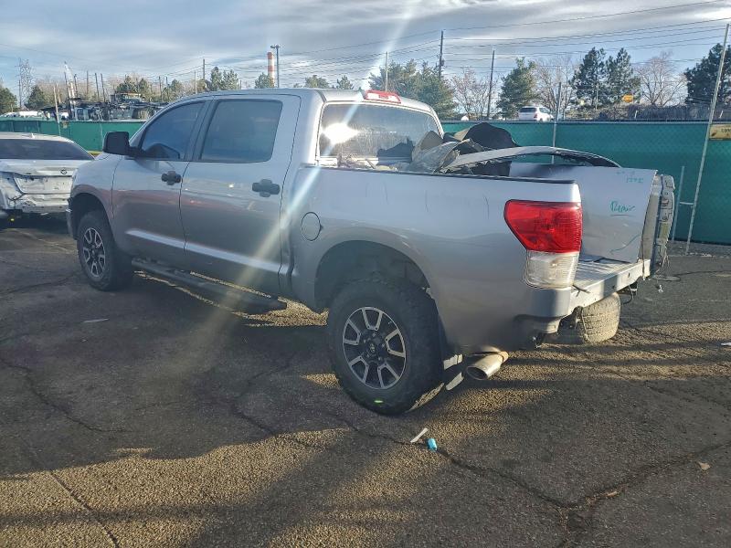 Photo 2 from auction – 2013 TOYOTA TUNDRA CRE with VIN 5TFDW5F10DX282425
