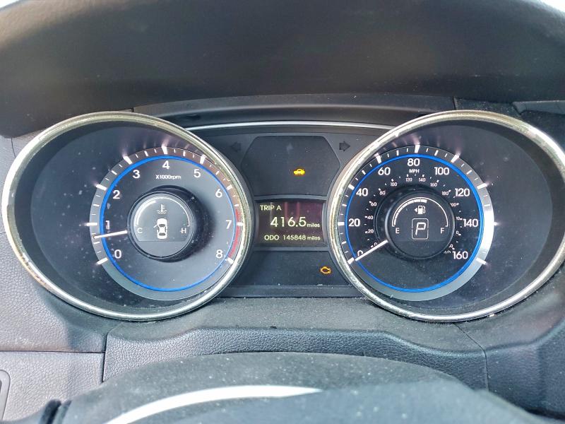 Photo 9 from auction – 2011 HYUNDAI SONATA SE with VIN 5NPEC4AB5BH243460