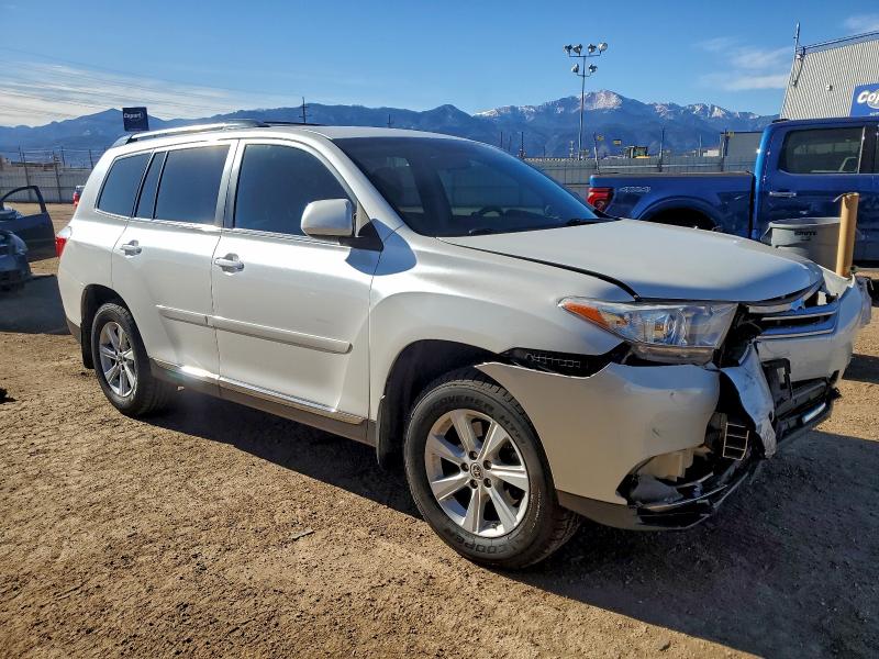 Photo 4 from auction – 2013 TOYOTA HIGHLANDER with VIN 5TDBK3EH2DS275844
