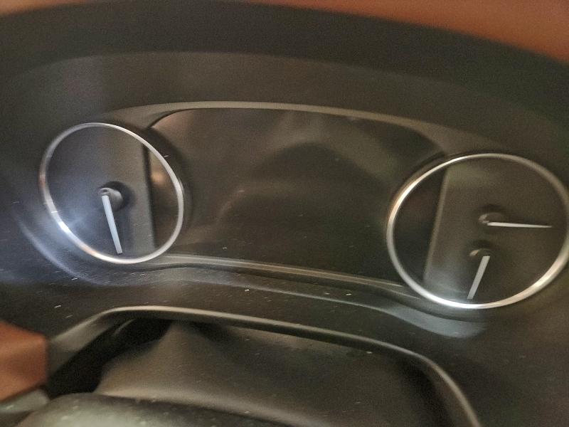 Photo 9 from auction – 2018 BUICK ENCLAVE AV with VIN 5GAEVCKW6JJ231685