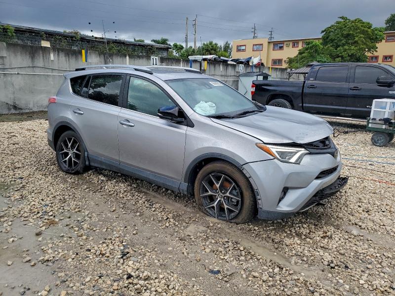 Photo 4 from auction – 2017 TOYOTA RAV4 SE with VIN 2T3NFREV0HW339085