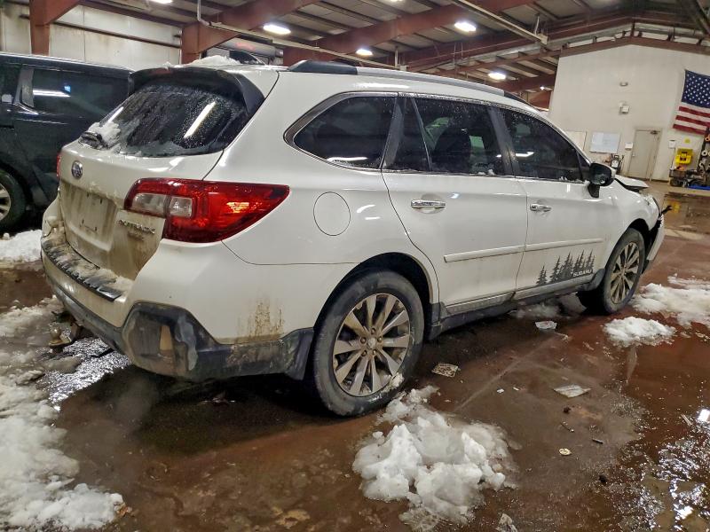 Photo 3 from auction – 2019 SUBARU OUTBACK TO with VIN 4S4BSETC0K3279579