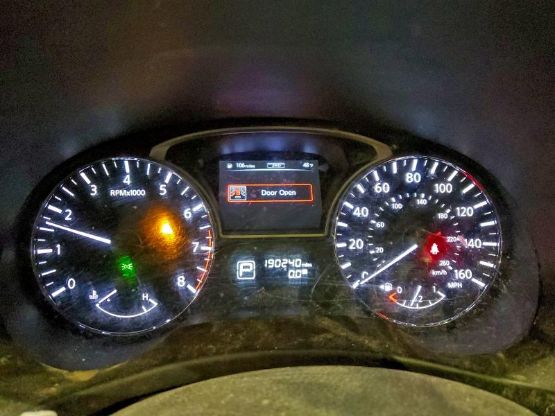 Photo 9 from auction – 2014 NISSAN PATHFINDER with VIN 5N1AR2MM1EC696176