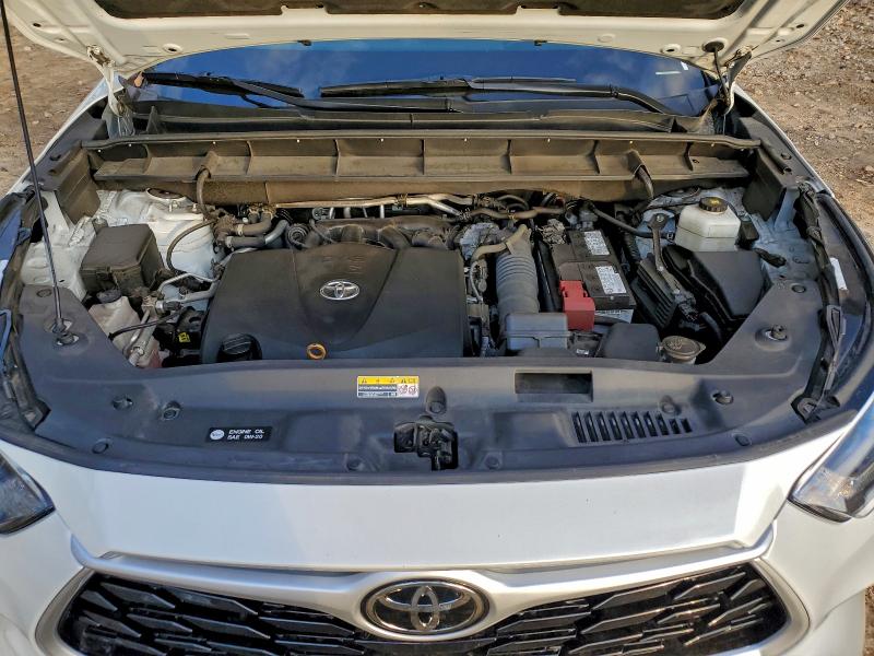 Photo 12 from auction – 2022 TOYOTA HIGHLANDER with VIN 5TDZZRAH7NS555327