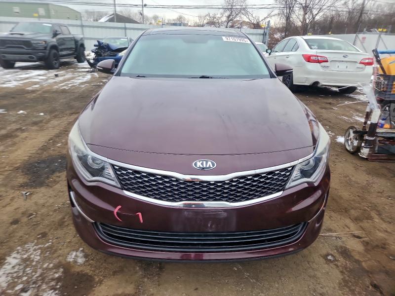 Photo 5 from auction – 2017 KIA OPTIMA EX with VIN 5XXGU4L34HG168282