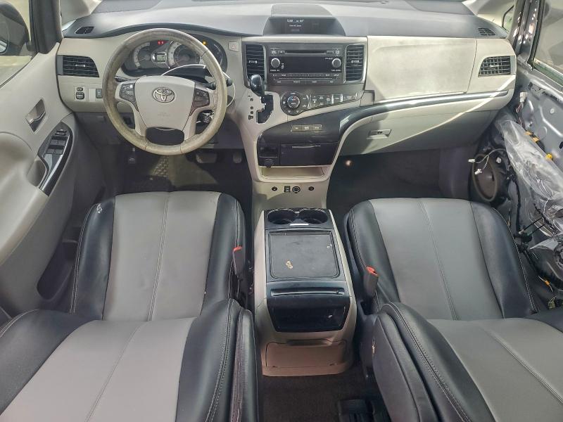 Photo 8 from auction – 2012 TOYOTA SIENNA SPO with VIN 5TDXK3DC4CS179532