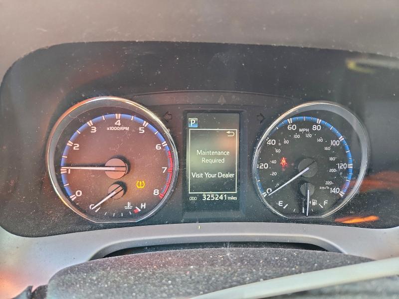 Photo 9 from auction – 2016 TOYOTA RAV4 XLE with VIN 2T3WFREV9GW276071