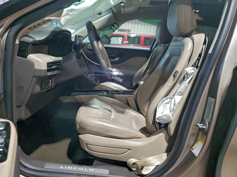 Photo 7 from auction – 2020 LINCOLN CORSAIR RE with VIN 5LMCJ2D95LUL22623