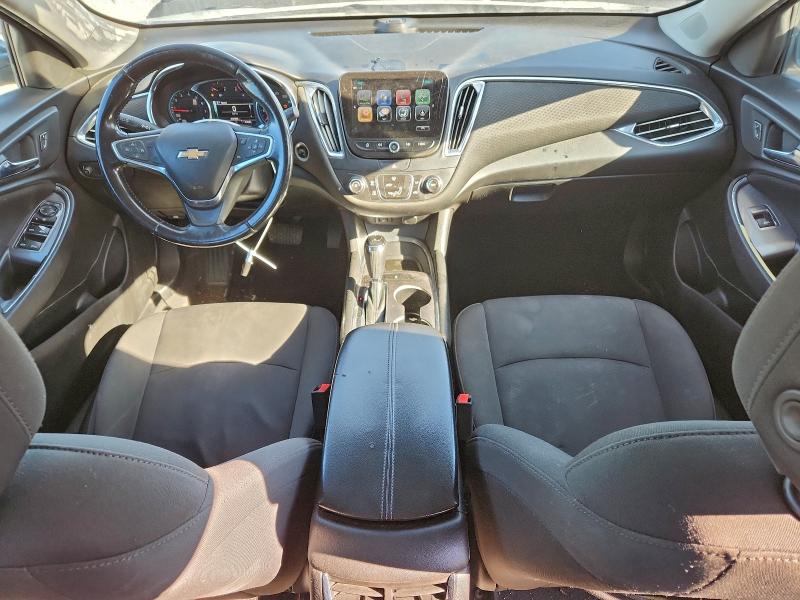 Photo 8 from auction – 2018 CHEVROLET MALIBU LT with VIN 1G1ZD5ST5JF173035