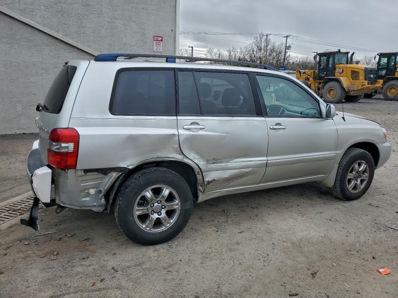 Photo 3 from auction – 2006 TOYOTA HIGHLANDER with VIN JTEEP21A360143629