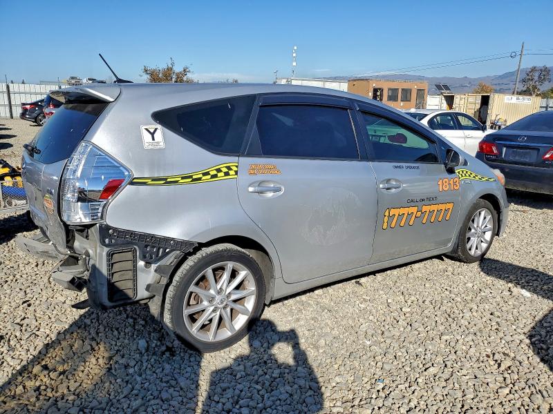 Photo 3 from auction – 2012 TOYOTA PRIUS V with VIN JTDZN3EU1C3178718
