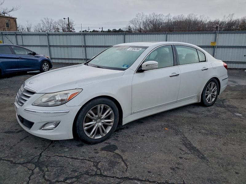 Photo 1 from auction – 2012 HYUNDAI GENESIS 3. with VIN KMHGC4DD6CU194942