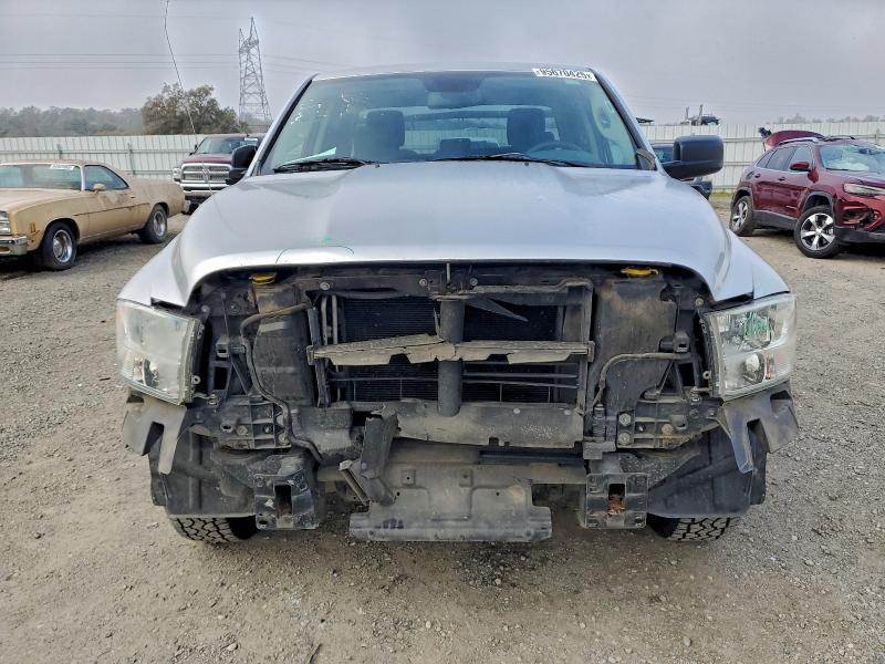 Foto 5 de la subasta – 2014 RAM 1500 ST con VIN 1C6RR6FG0ES287427